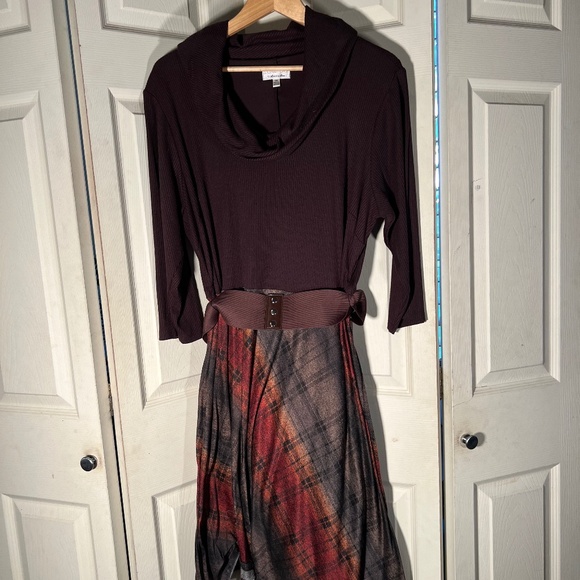 Signature Brown Dress with Plaid Bottom Size 2XL - Picture 1 of 5